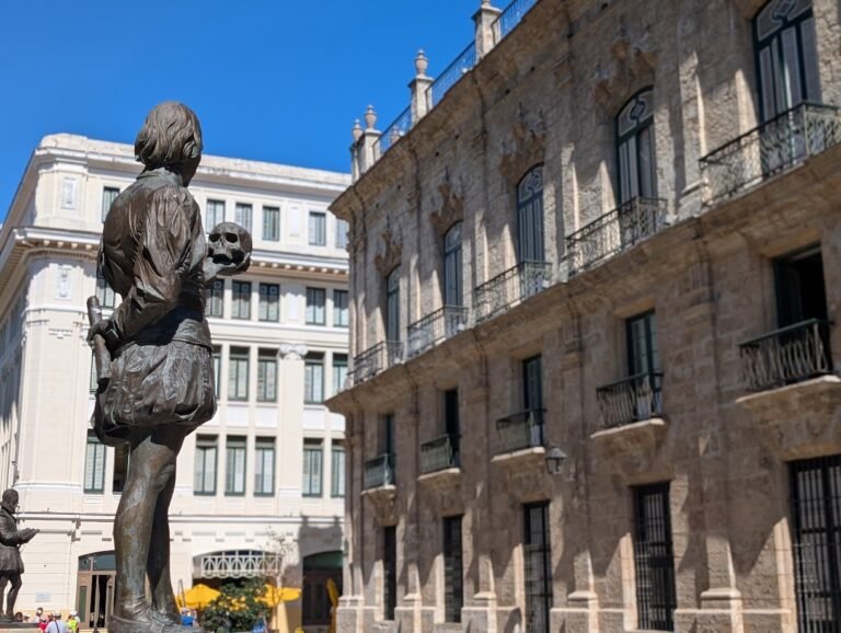 Shakespeare, Havana, Cuba