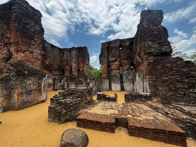 Royal Palace, Polonnaruwa