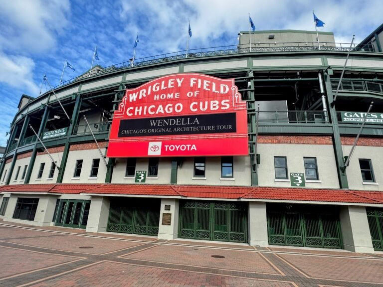 Wrigley Field, Chicago